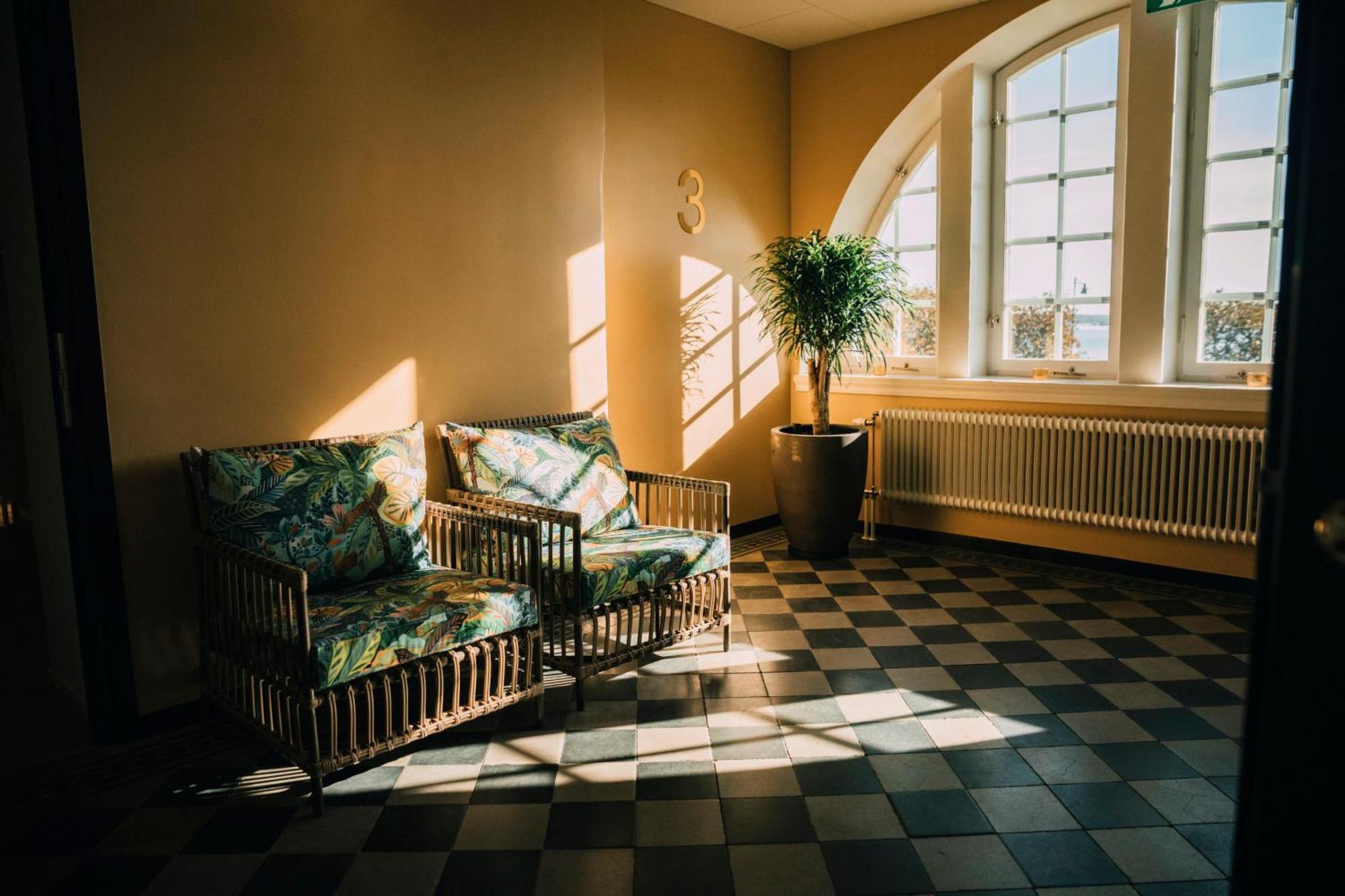 Slottsholmen Hotell Och Restaurang Västervik Kültér fotó