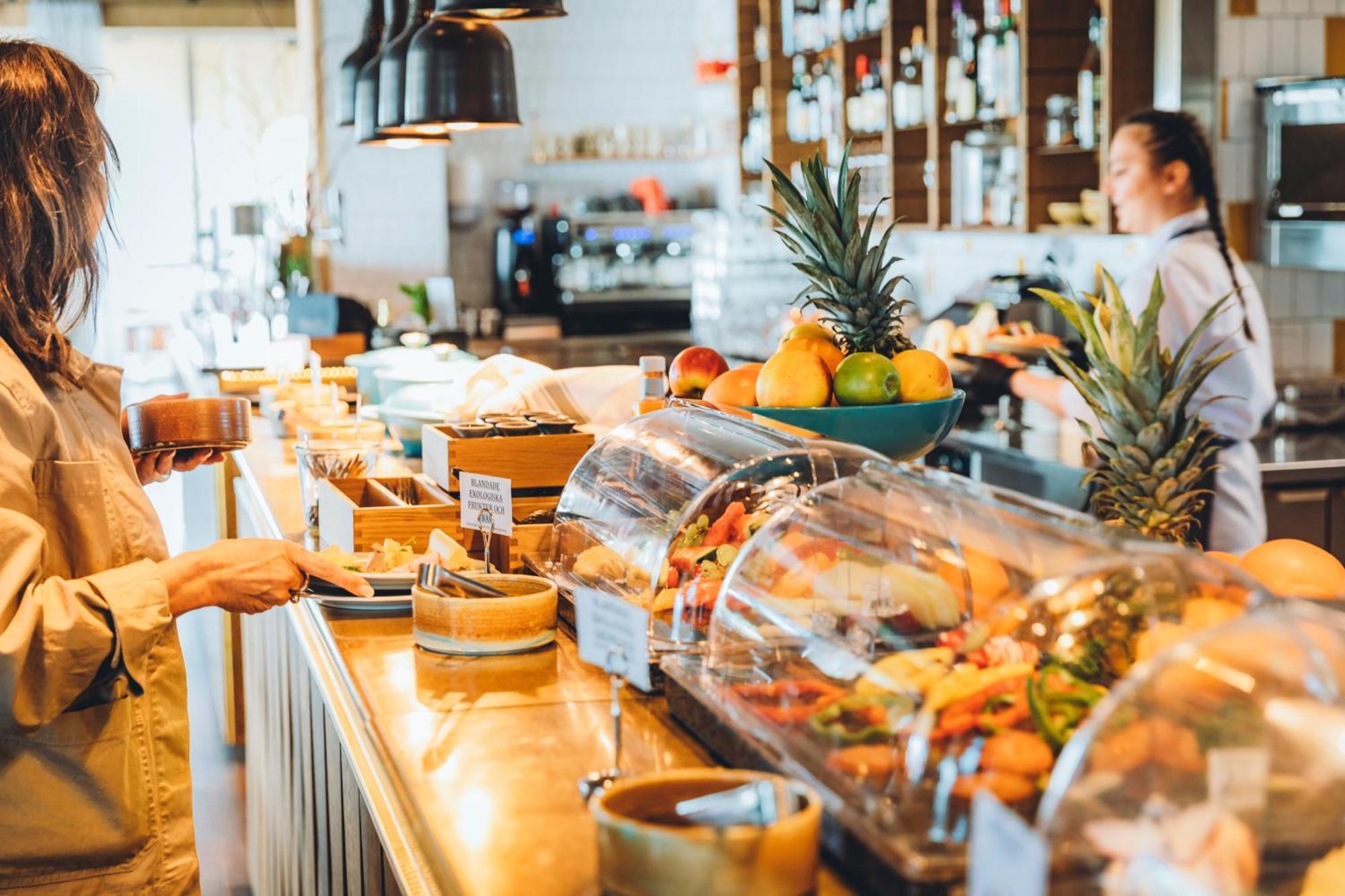 Slottsholmen Hotell Och Restaurang Västervik Kültér fotó