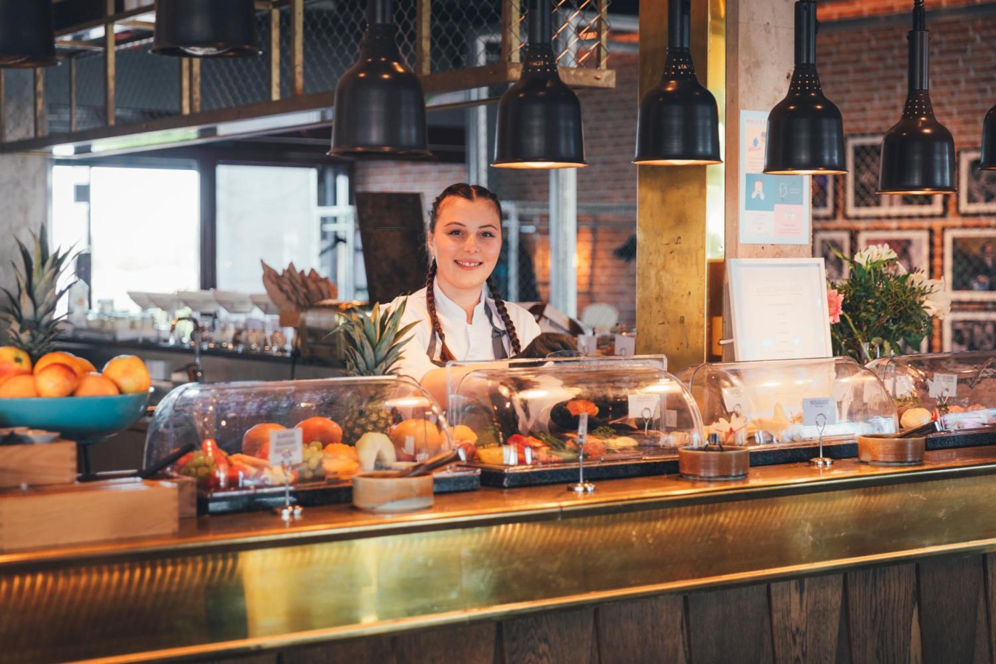 Slottsholmen Hotell Och Restaurang Västervik Kültér fotó
